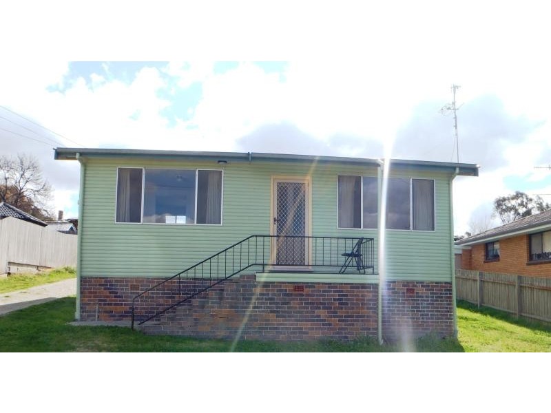 26 Mayfield Avenue ARMIDALE 2350, Armidale NSW 2350