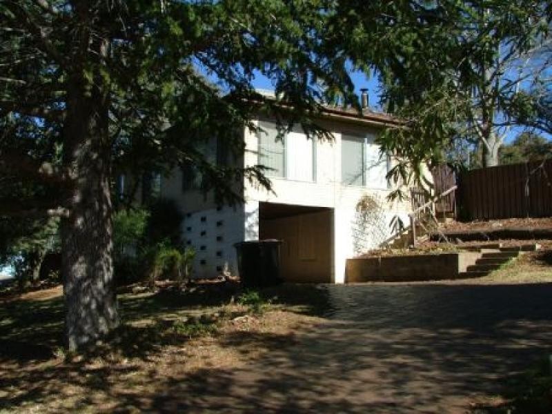 2 Curtis  Street ARMIDALE 2350, Armidale NSW 2350