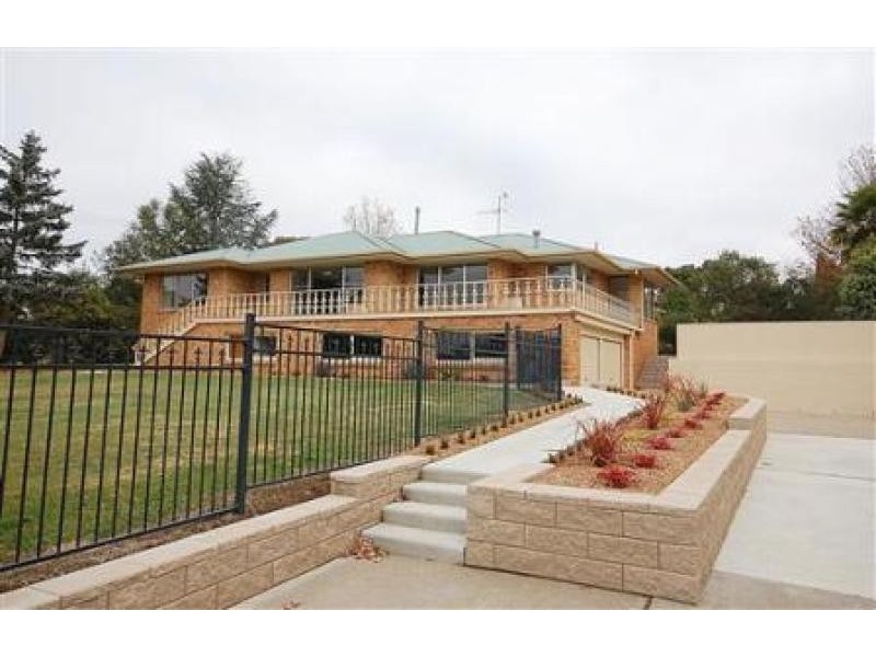 35 Campion  Parade ARMIDALE 2350, Armidale NSW 2350