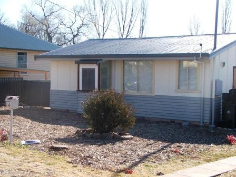 14 Elizabeth  Street ARMIDALE 2350, Armidale NSW 2350