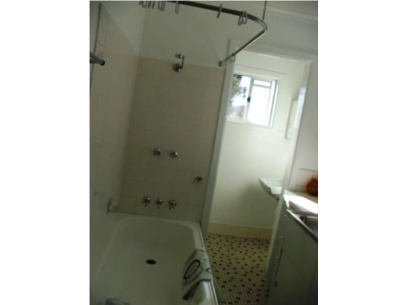 14 Elizabeth  Street ARMIDALE 2350, Armidale NSW 2350