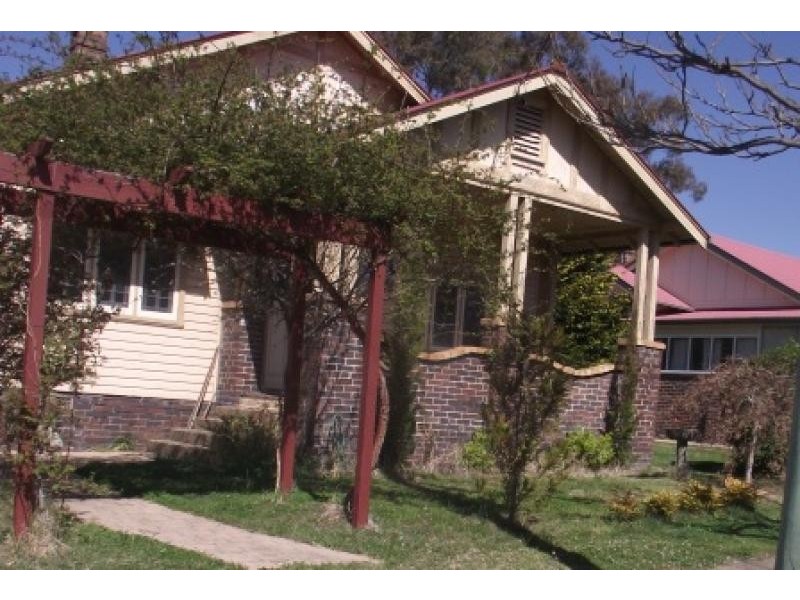 165 Allingham  Street ARMIDALE 2350, Armidale NSW 2350