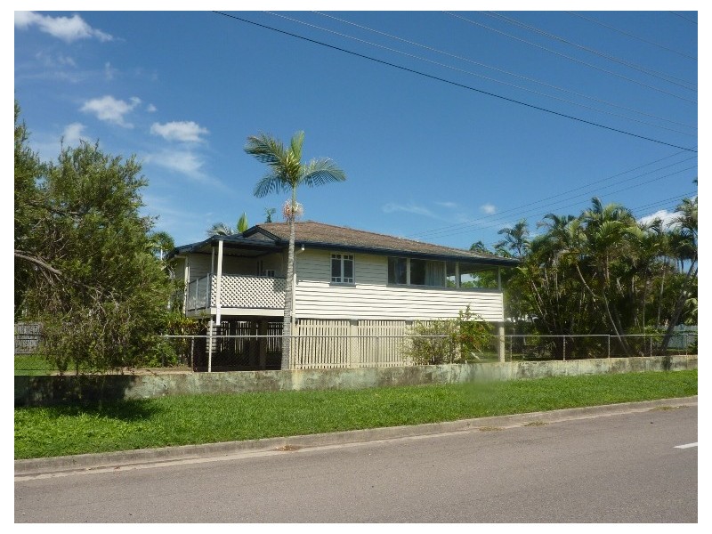 19 Sturges Street  HERMIT PARK 4812, Hermit Park QLD 4812