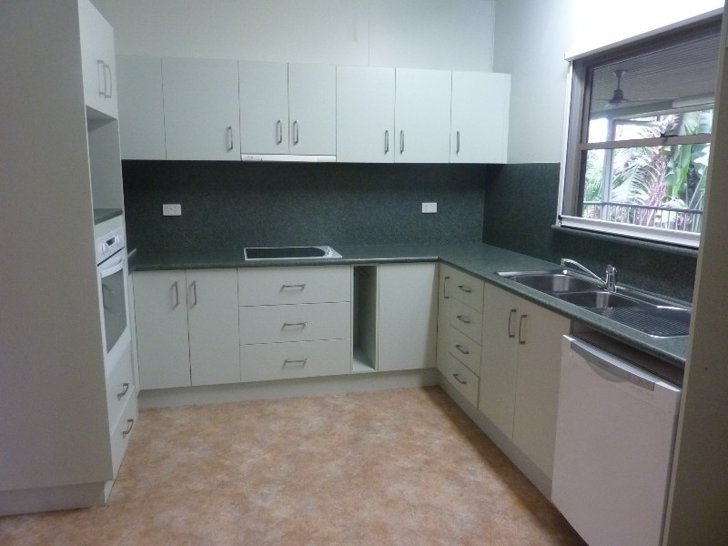 117 Eleventh Avenue RAILWAY ESTATE 4810, Railway Estate QLD 4810