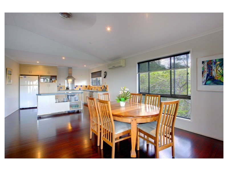 4 Nayla Court  MOUNT LOUISA 4814, Mount Louisa QLD 4814