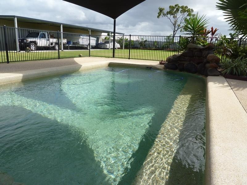 3 Gundabluey Crescent MOUNT LOW 4818, Mount Low QLD 4818