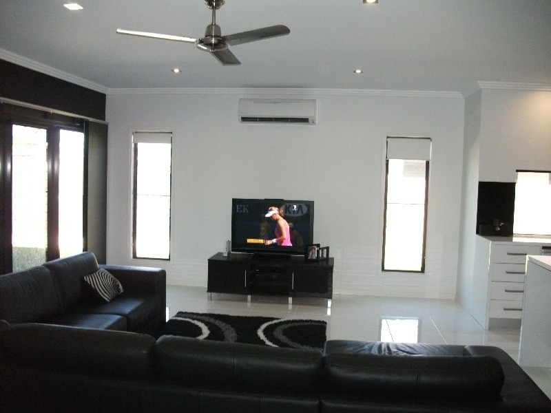 5 Ellendale St  MOUNT LOW 4818, Mount Low QLD 4818