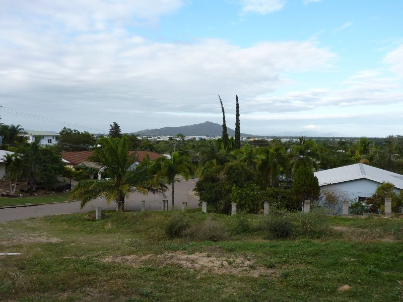 18 Oolilpa Street MOUNT LOUISA 4814, Mount Louisa QLD 4814