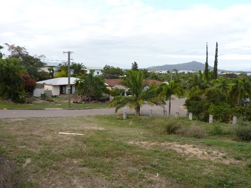 18 Oolilpa Street MOUNT LOUISA 4814, Mount Louisa QLD 4814