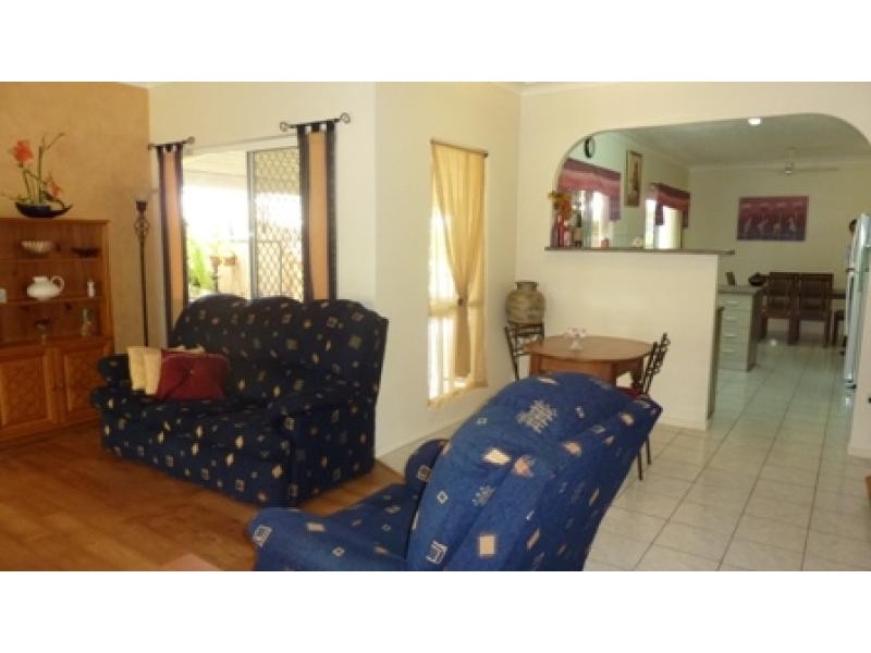 63 Boronia  Drive ANNANDALE 4814, Annandale QLD 4814