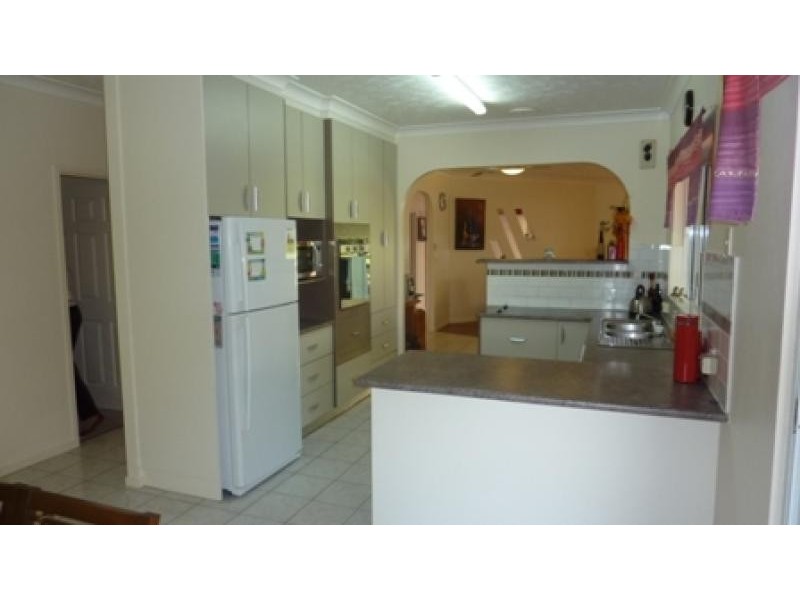 63 Boronia  Drive ANNANDALE 4814, Annandale QLD 4814