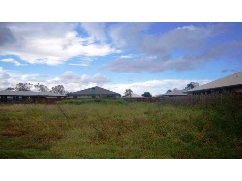 9 Wattlebird  Avenue KELSO 4815, Kelso QLD 4815