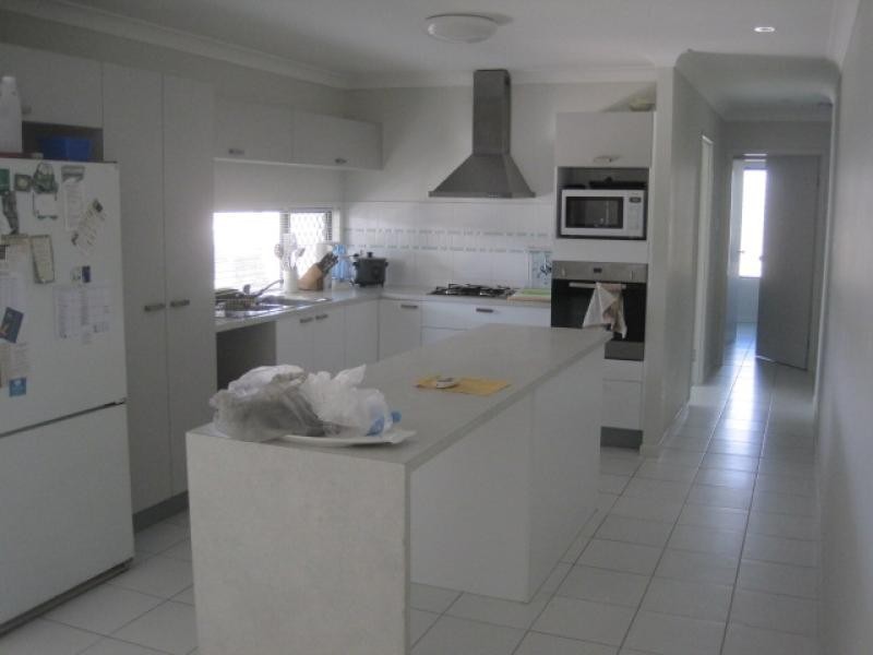 27 Guilfoyle Circuit KIRWAN 4817, Kirwan QLD 4817