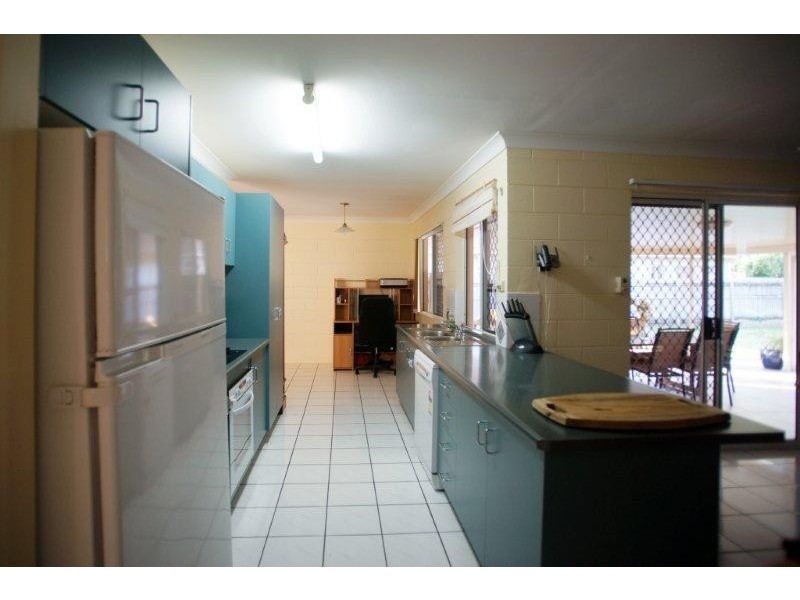 27 Moffat,street, Kirwan Street TOWNSVILLE 4810, Townsville QLD 4810