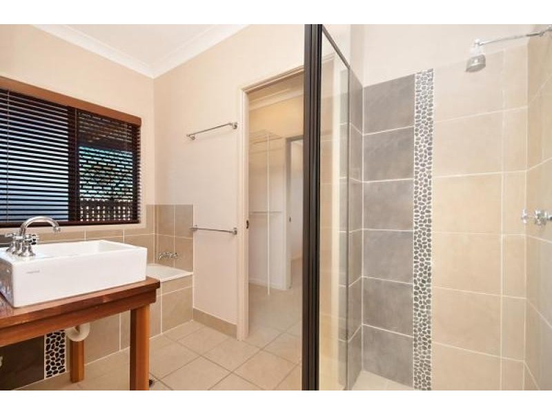 84 Estuary  Parade DOUGLAS 4814, Douglas QLD 4814