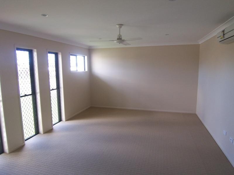 57 Hillock Crescent BUSHLAND BEACH 4818, Bushland Beach QLD 4818