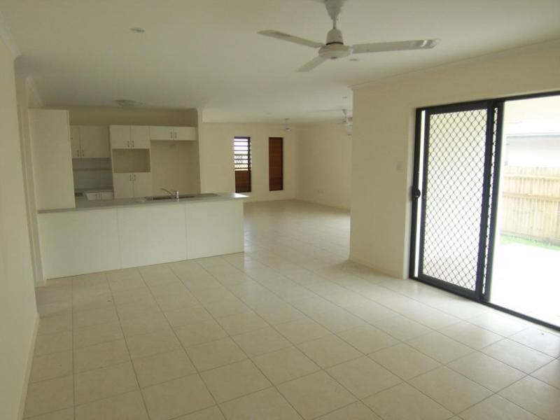 3 Puffer Court MOUNT LOUISA 4814, Mount Louisa QLD 4814