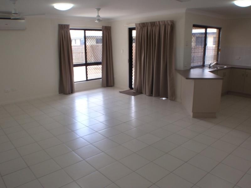 10 Panama Court BURDELL 4818, Burdell QLD 4818