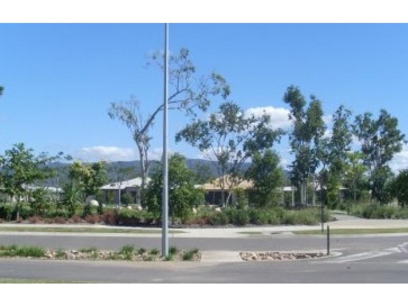 1 Yarra  Crescent KELSO 4815, Kelso QLD 4815