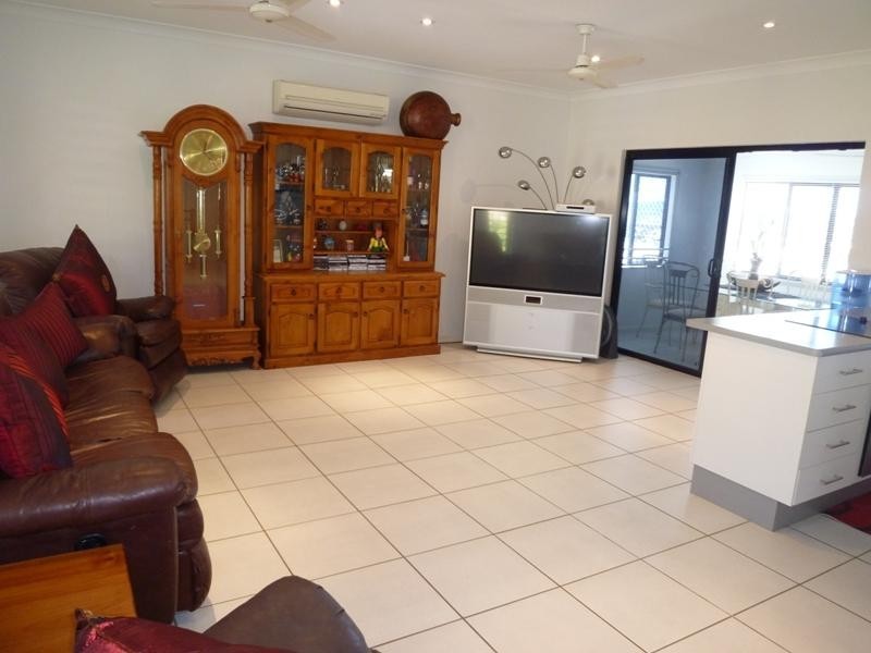 4 Kosciusko Way MOUNT LOUISA 4814, Mount Louisa QLD 4814