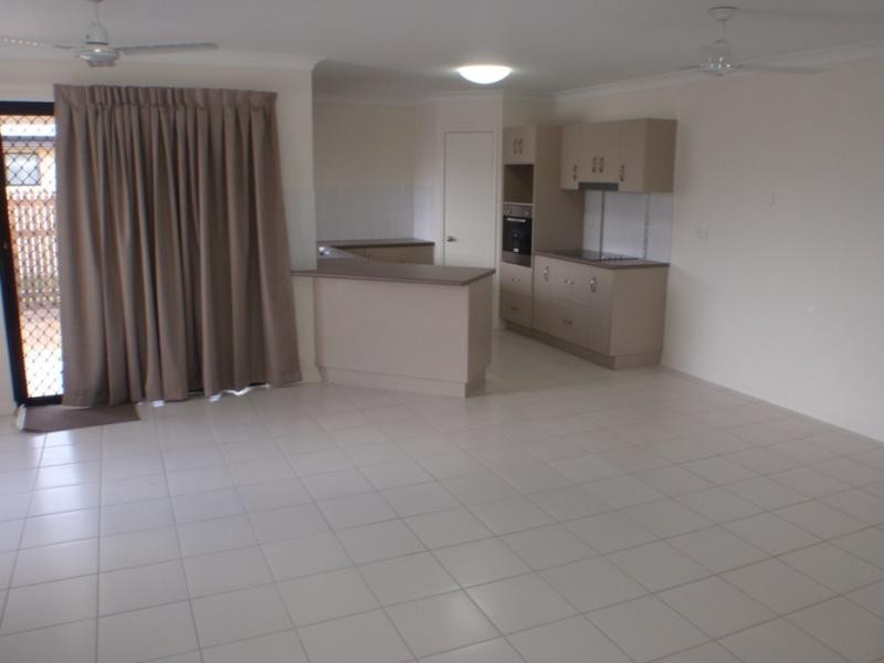 10 Panama Court BURDELL 4818, Burdell QLD 4818