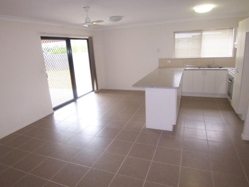 16 Lawrence Street KELSO 4815, Kelso QLD 4815