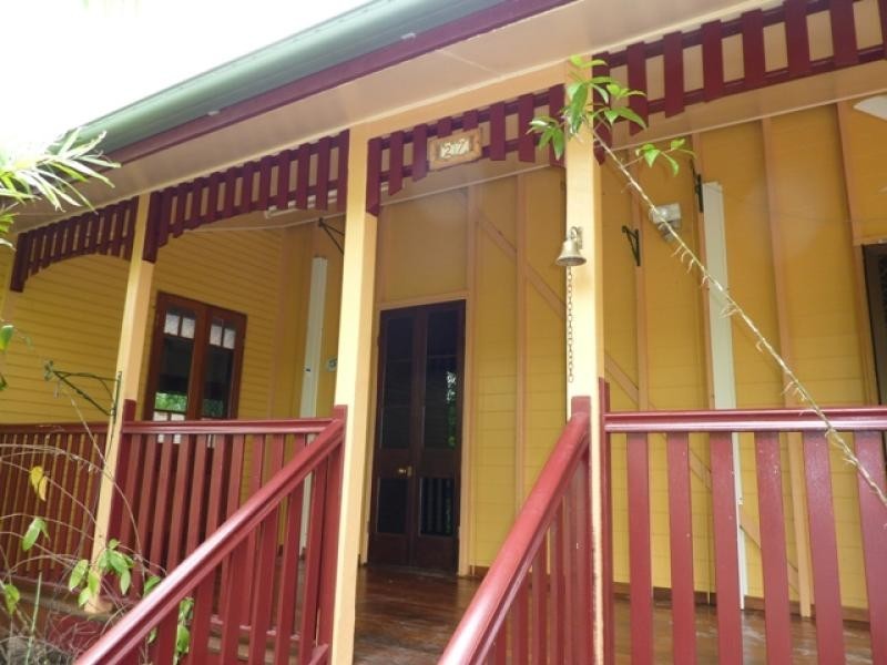 27  Cali  Court MOUNT LOW 4818, Mount Low QLD 4818