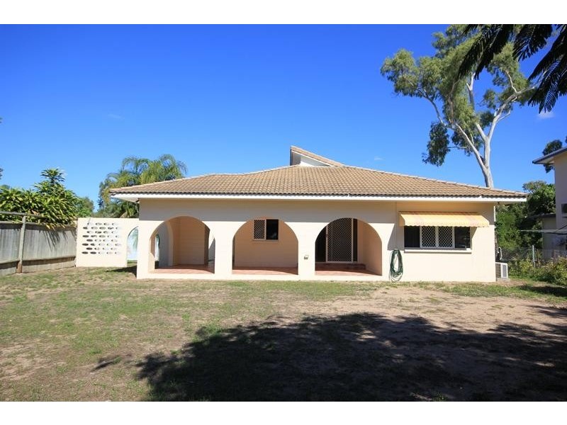 108 The Esplanade TOOLAKEA 4818, Toolakea QLD 4818