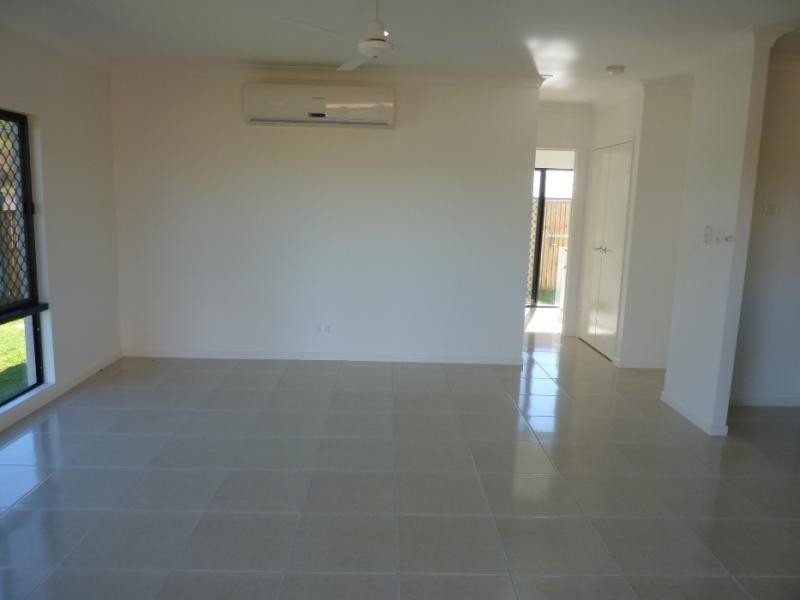 23 Deedes Crescent BUSHLAND BEACH 4818, Bushland Beach QLD 4818