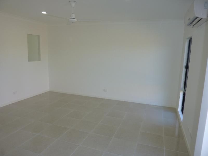 23 Deedes Crescent BUSHLAND BEACH 4818, Bushland Beach QLD 4818