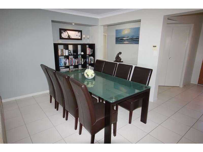 22 Helvellyn  Street BUSHLAND BEACH 4818, Bushland Beach QLD 4818