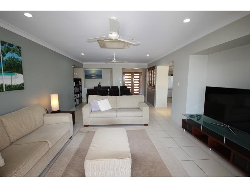 22 Helvellyn Street BUSHLAND BEACH 4818, Bushland Beach QLD 4818