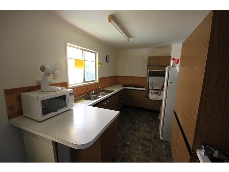 31 Peter Street KELSO 4815, Kelso QLD 4815