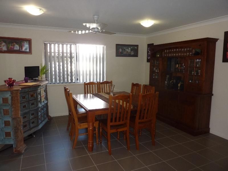 36 Bookara Gum Crescent MOUNT LOW 4818, Mount Low QLD 4818