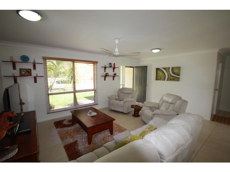 2 Riovista Way KIRWAN 4817, Kirwan QLD 4817