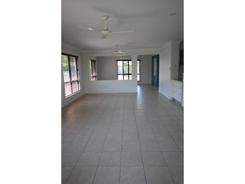 13 Farnham Court KIRWAN 4817, Kirwan QLD 4817