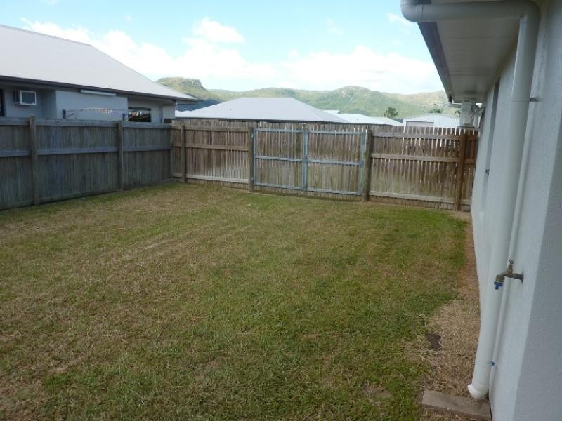 5 Firetail Pocket  KELSO 4815, Kelso QLD 4815