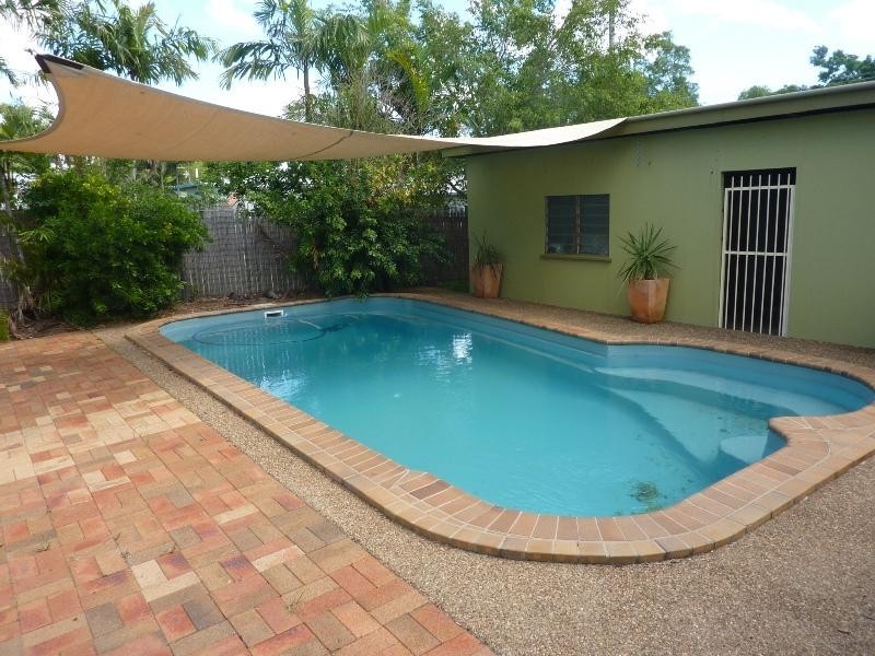 6 Union  Street HYDE PARK 4812, Hyde Park QLD 4812