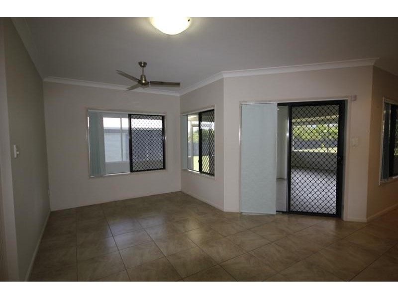 11 Tennessee Way KELSO 4815, Kelso QLD 4815