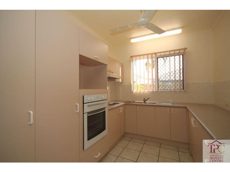 10/107 The Strand  NORTH WARD 4810, North Ward QLD 4810