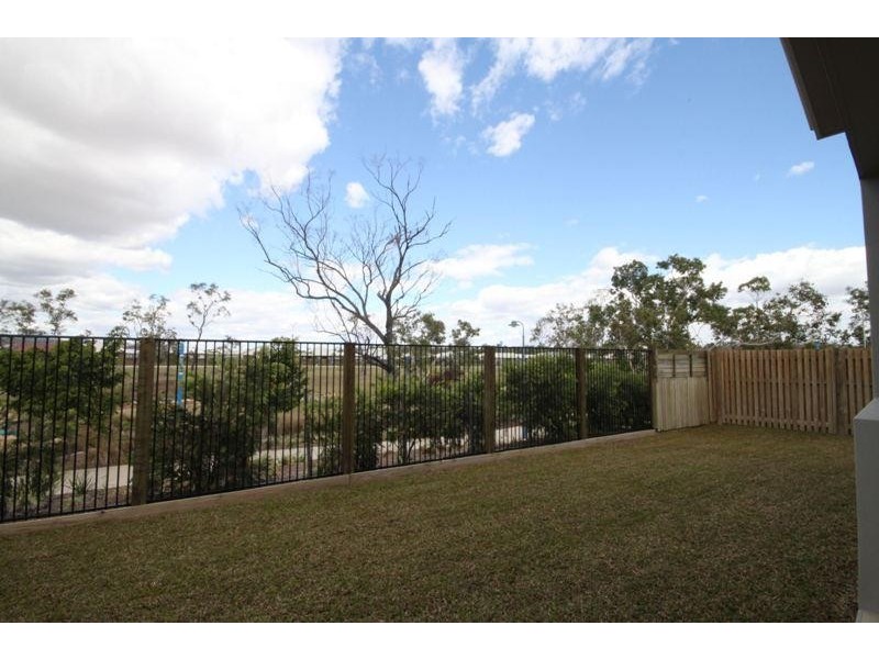 13 Kahana Avenue BURDELL 4818, Burdell QLD 4818