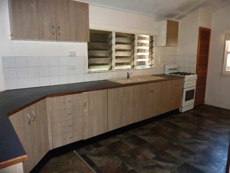 53 Twelfth Avenue RAILWAY ESTATE 4810, Railway Estate QLD 4810