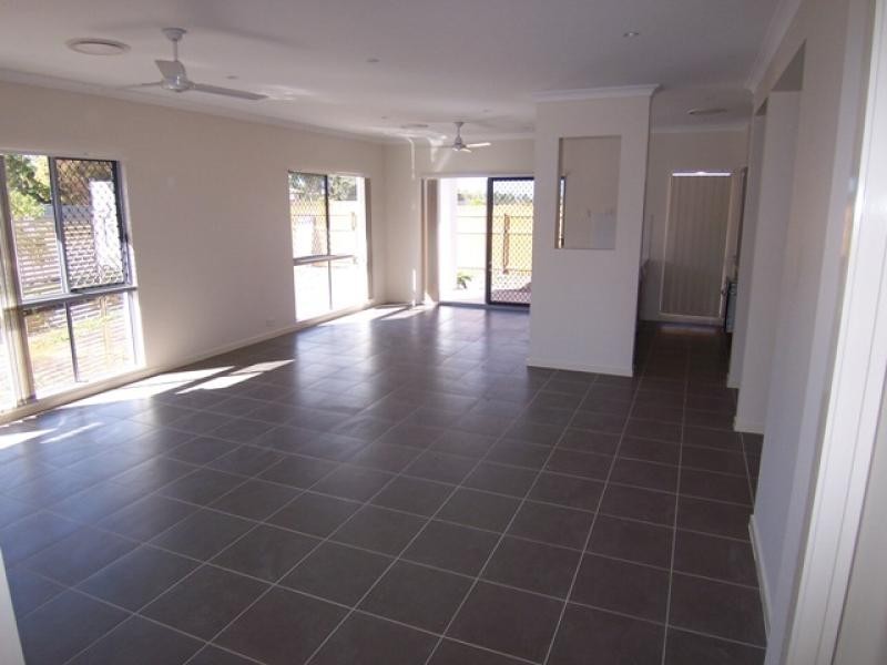13 Yarra Crescent KELSO 4815, Kelso QLD 4815