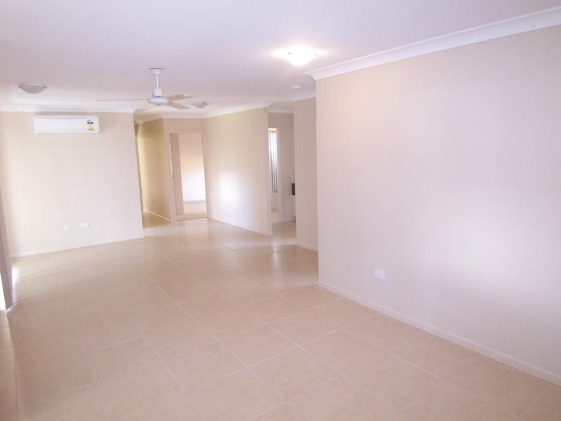 57 Hillock Crescent BUSHLAND BEACH 4818, Bushland Beach QLD 4818