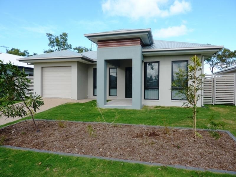 54E Dunlop Street KELSO 4815, Kelso QLD 4815