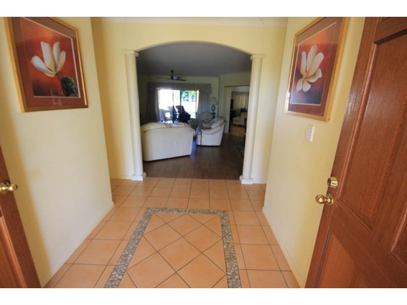 17 Bronco Court, Kelso QLD 4815