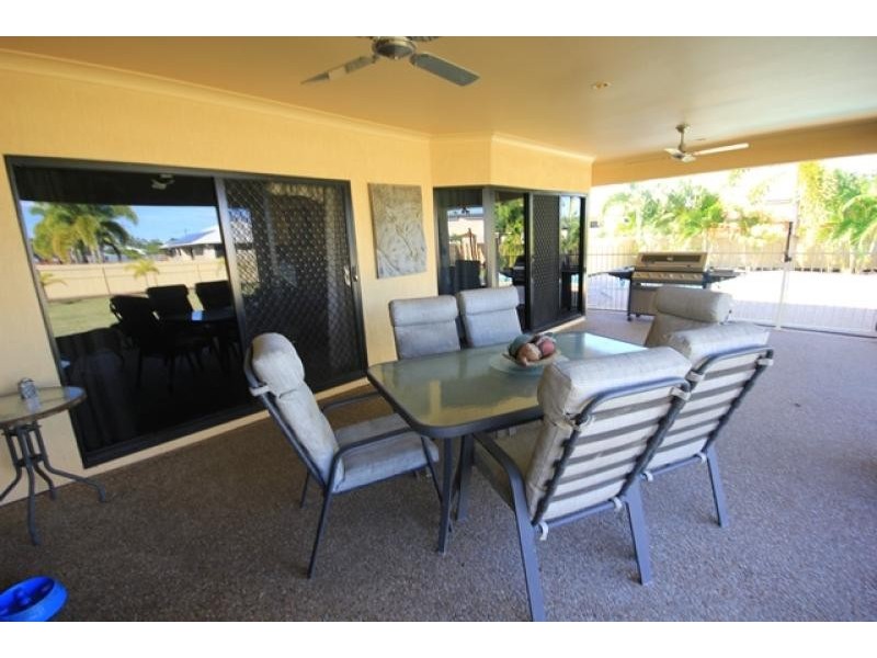 17 Bronco Court, Kelso QLD 4815