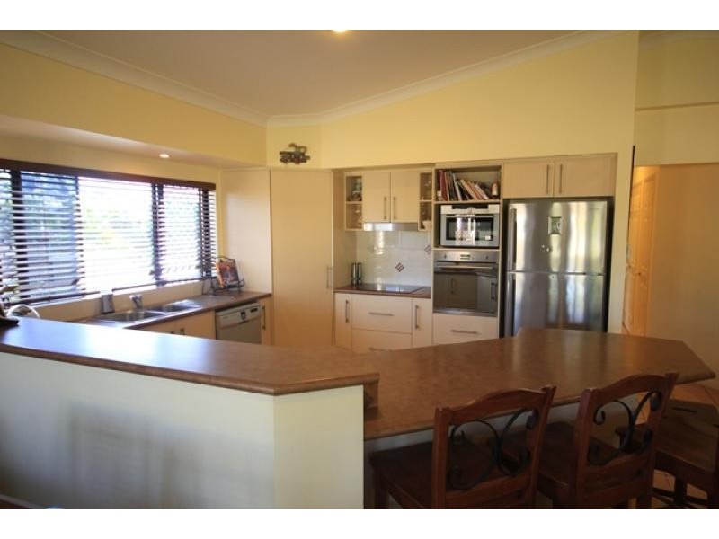 17 Bronco Court, Kelso QLD 4815