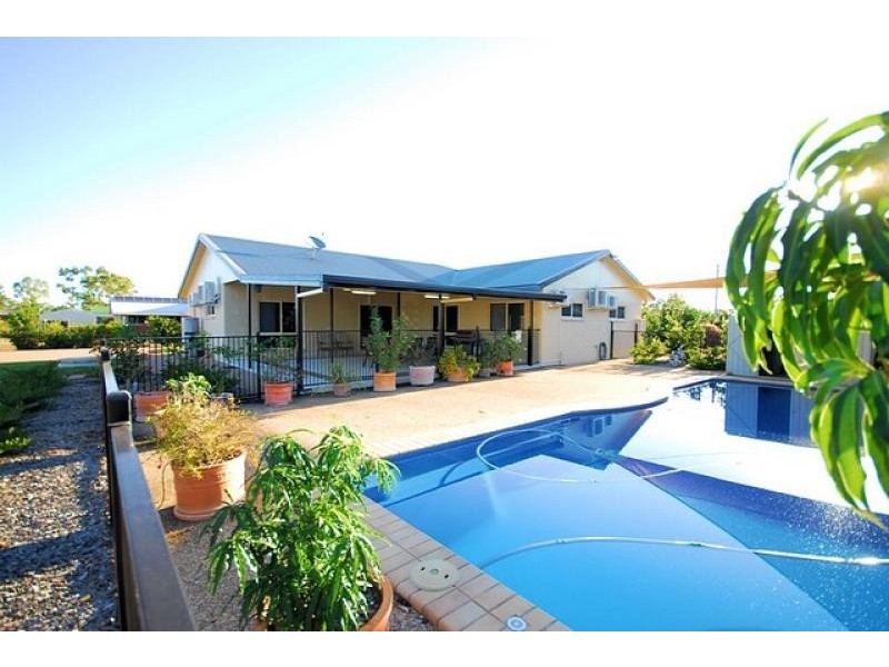 12 Loriston  Road MOUNT LOW 4818, Mount Low QLD 4818