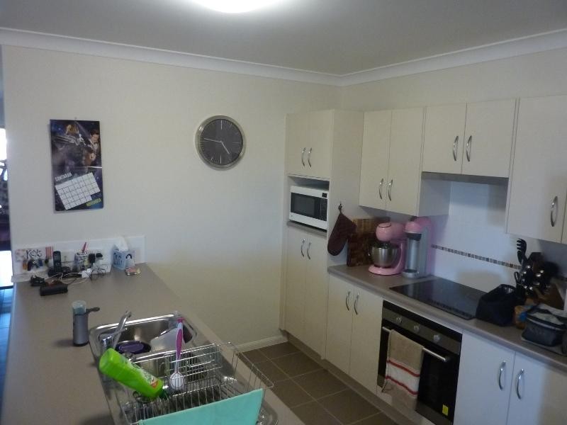 36 Bookara Gum Crescent MOUNT LOW 4818, Mount Low QLD 4818